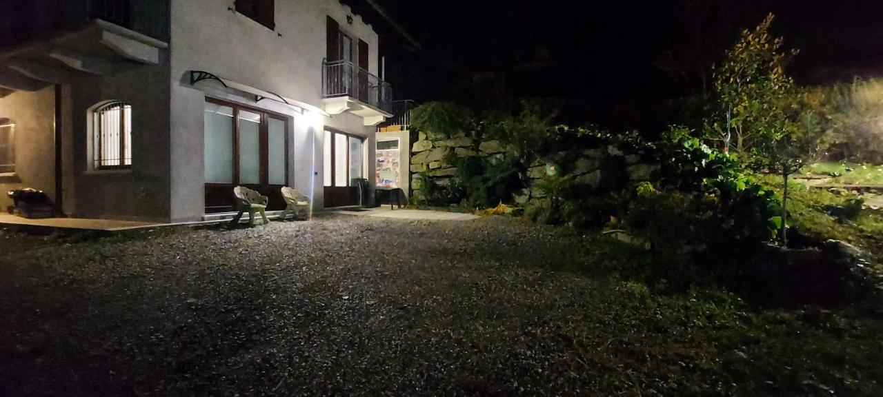 Willa La Casa Delle Camelie Stresa Zewnętrze zdjęcie